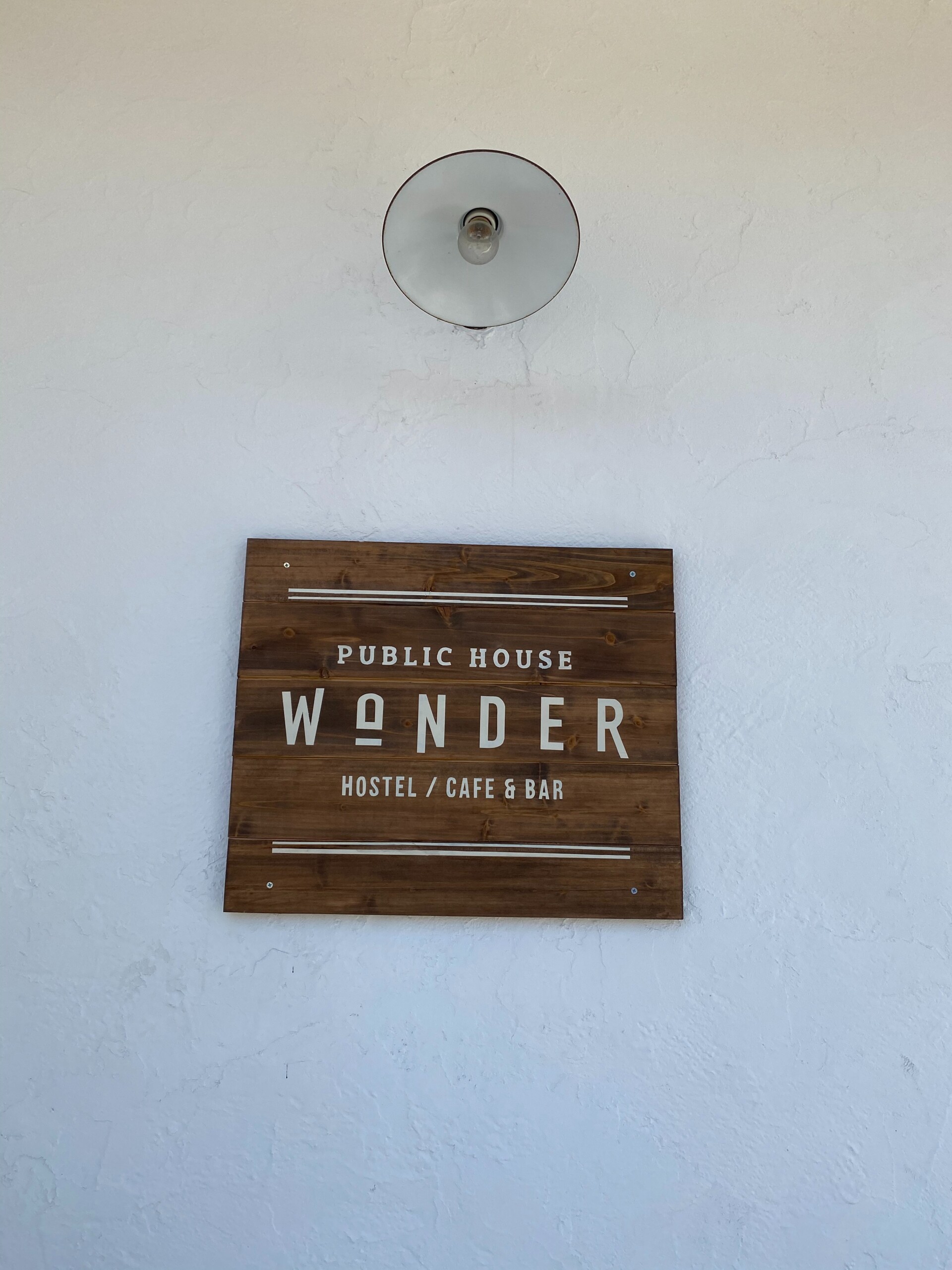PUBLIC HOUSE WONDER