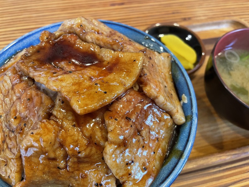 豚丼