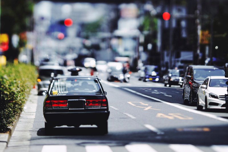 日本の道路とタクシー