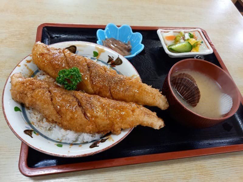 花魚丼
