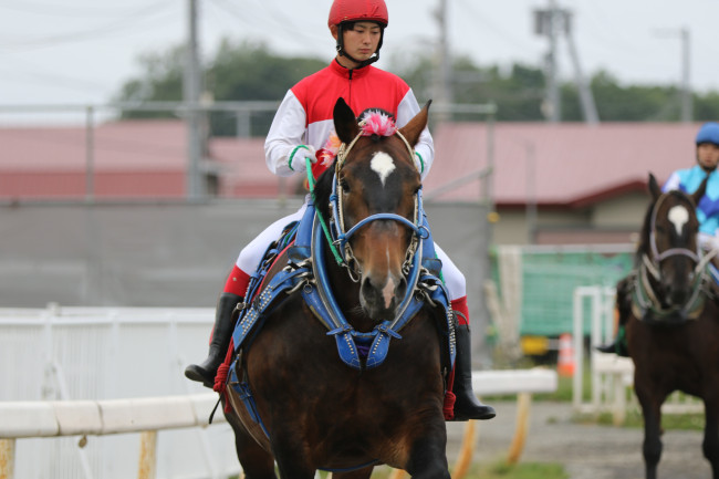 中村騎手　レース中 はみざり参考