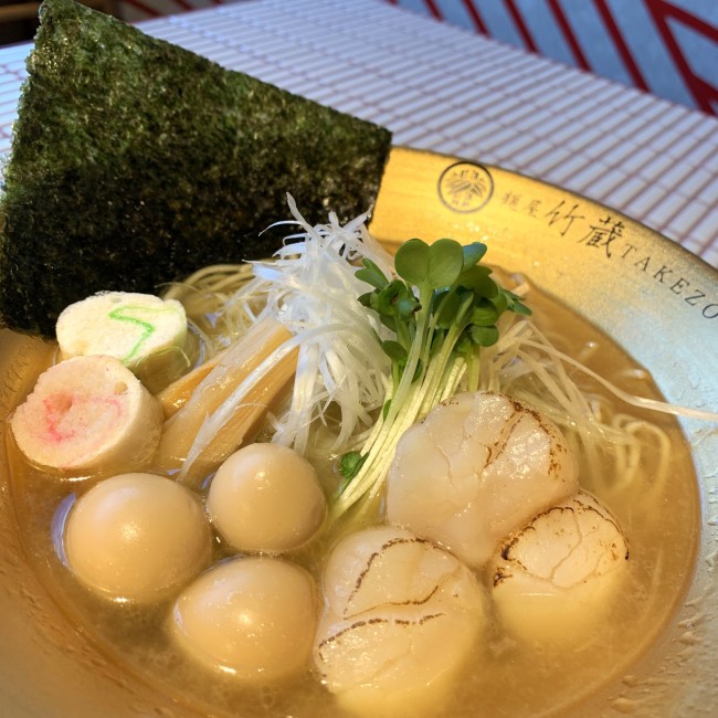 麺屋 竹蔵のほたて塩ラーメンのアップ