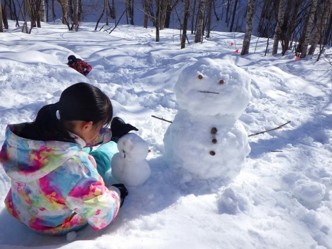 雪遊び