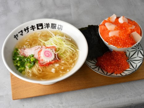 塩ラーメン函館海鮮丼セット