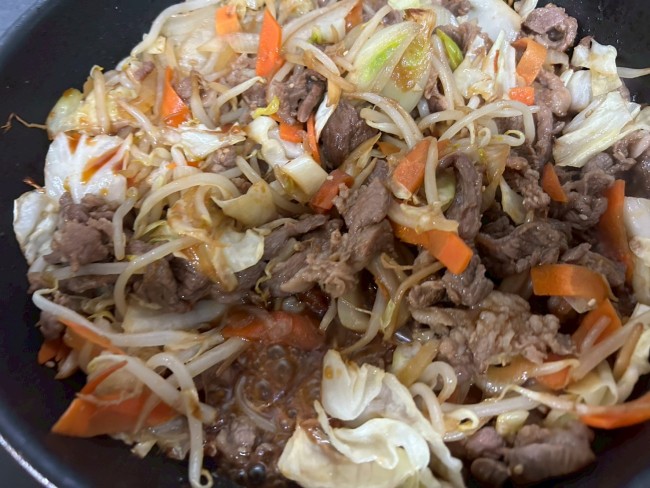 焼かれるジンギスカン