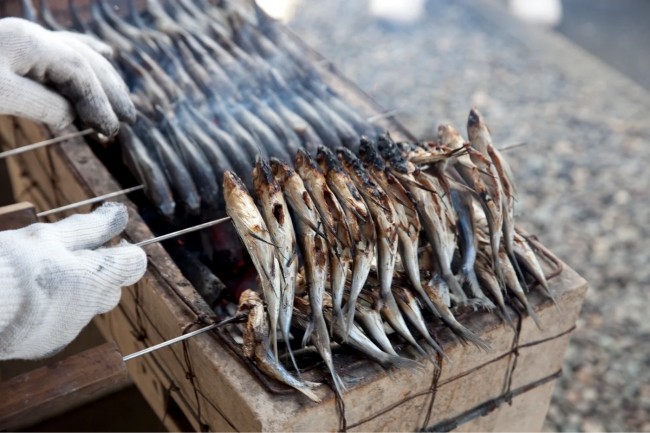 『焼きあご』の無料振る舞い