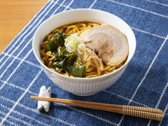 スパイス香る　カレーラーメン