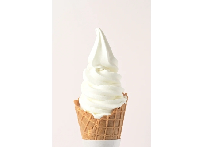 ミルク＆パフェ よつ葉ホワイトコージ「ソフトクリーム バニラ ワッフルコーン」