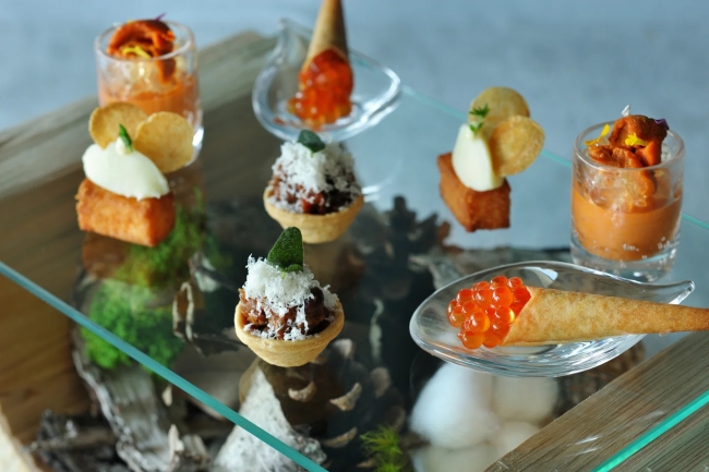 海の幸と大地の恵みを楽しむ「彩り豊かな小さな前菜」