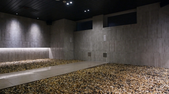鉱石ミネラル浴　mineral spa by arashi no yu