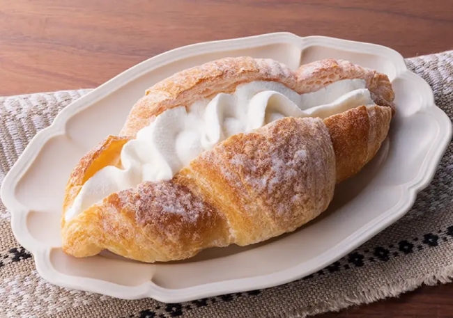 北海道産牛乳使用 ミルククロワッサン