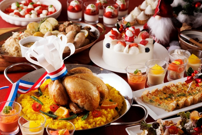 ディナーブッフェ&人気のケーキバイキング