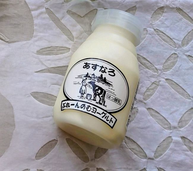 『あすなろファーミング』の『ぷれーんのむヨーグルト』