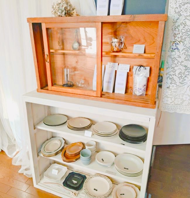 美濃焼の器と雑貨