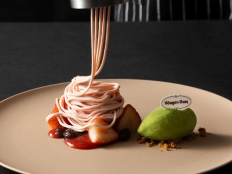 苺とあんこのモンブラン仕立て with ハーゲンダッツ