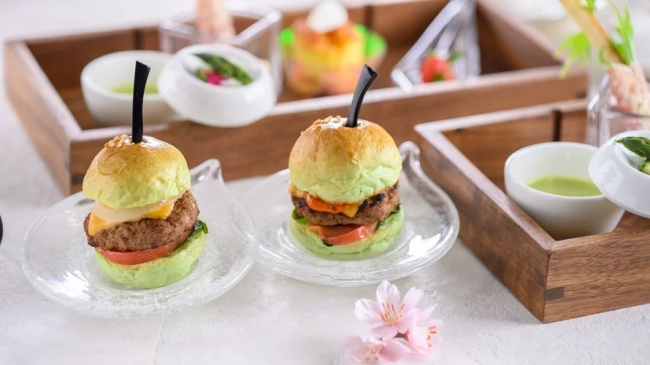 「セイボリー」ミニ新富良野PHバーガー、他