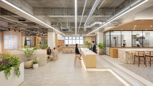 石屋製菓　本社オフィス